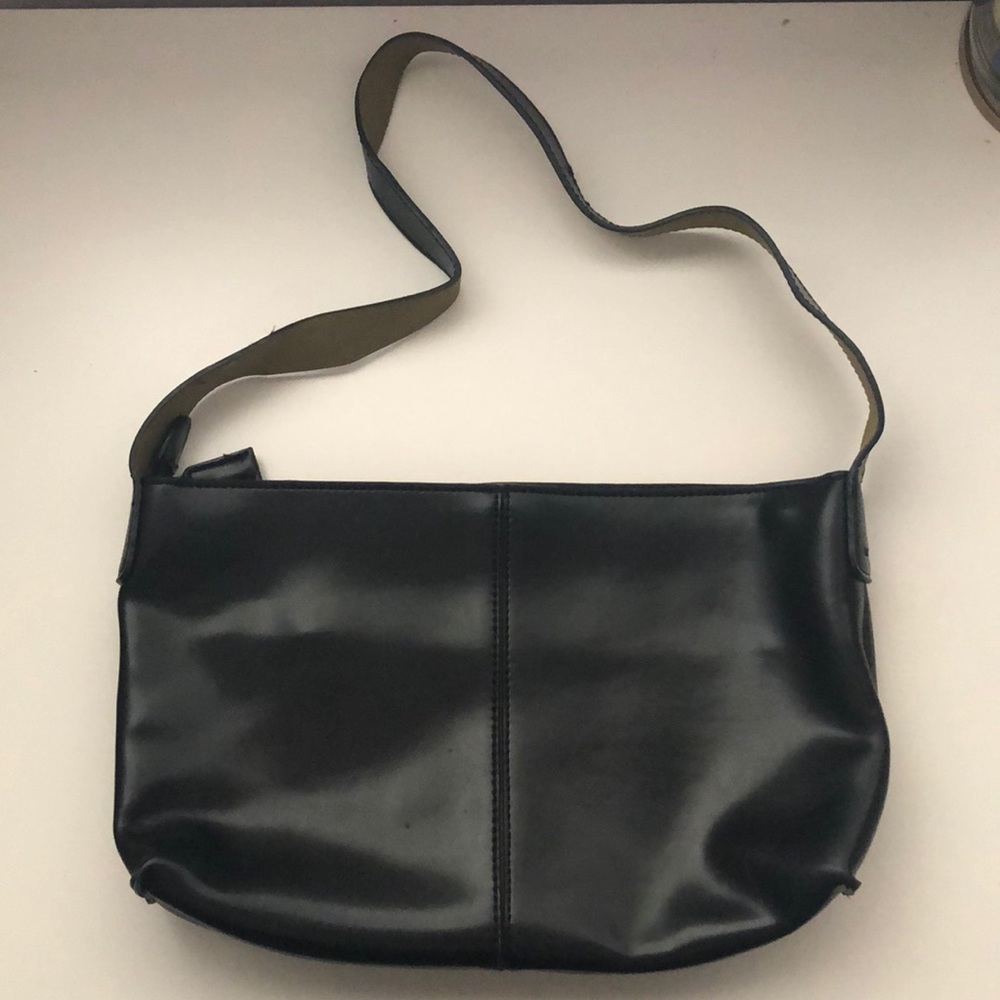 mondani purse